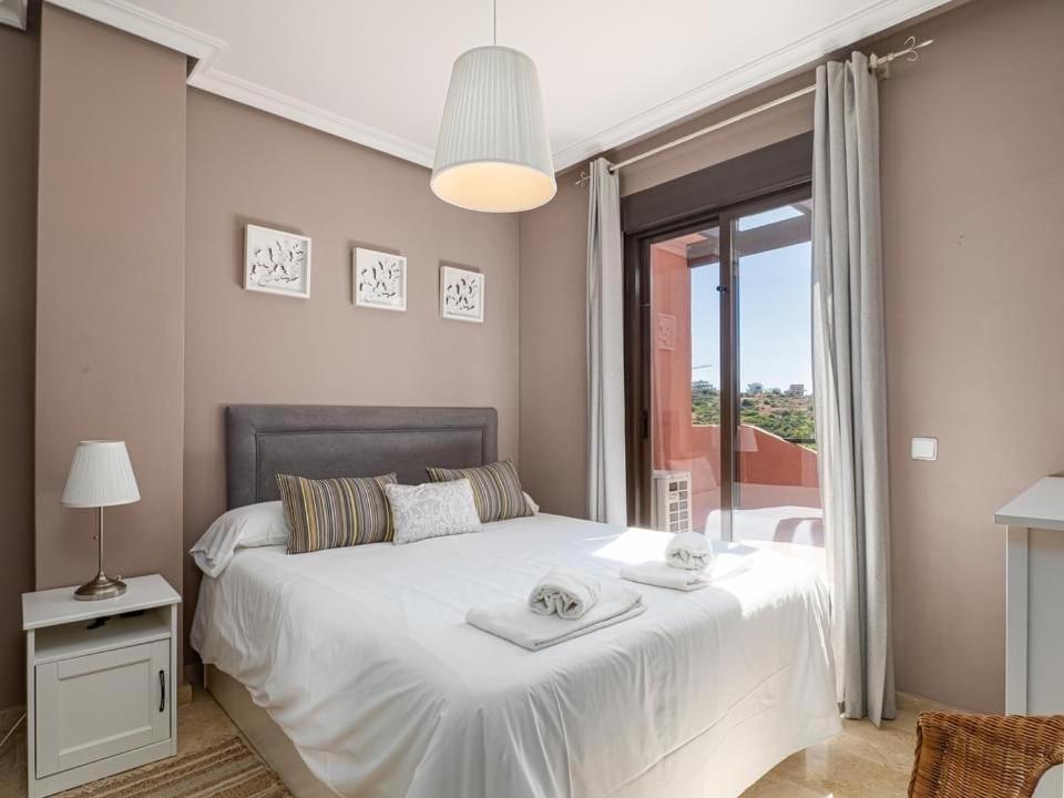 Penthouse Majestic Costa Golf Casares Exterior foto